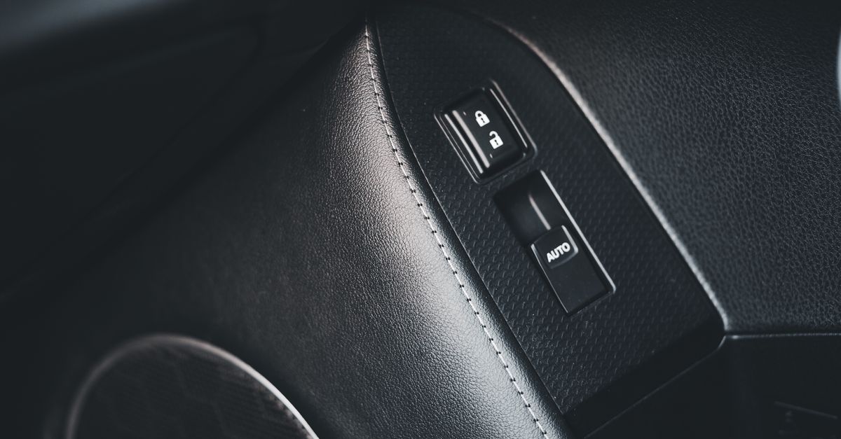 Acura car key fob — Iron Locksmiths