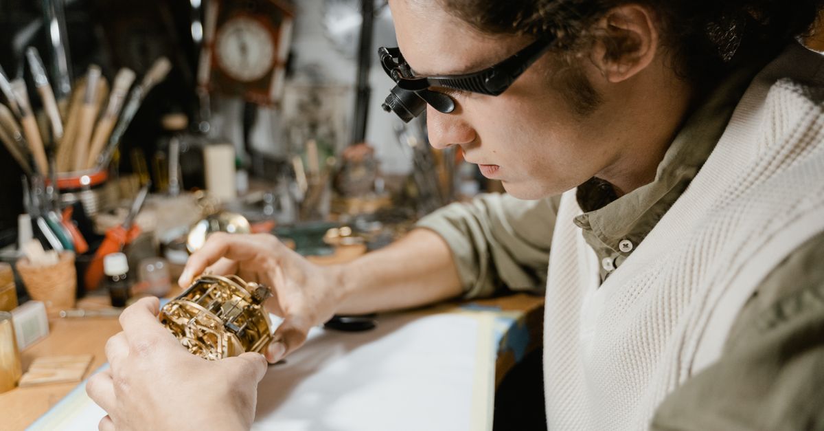 key maker professional — Iron Locksmiths
